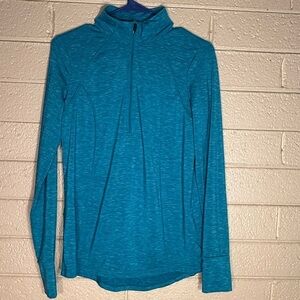 Xersion Teal Slim Fit Top